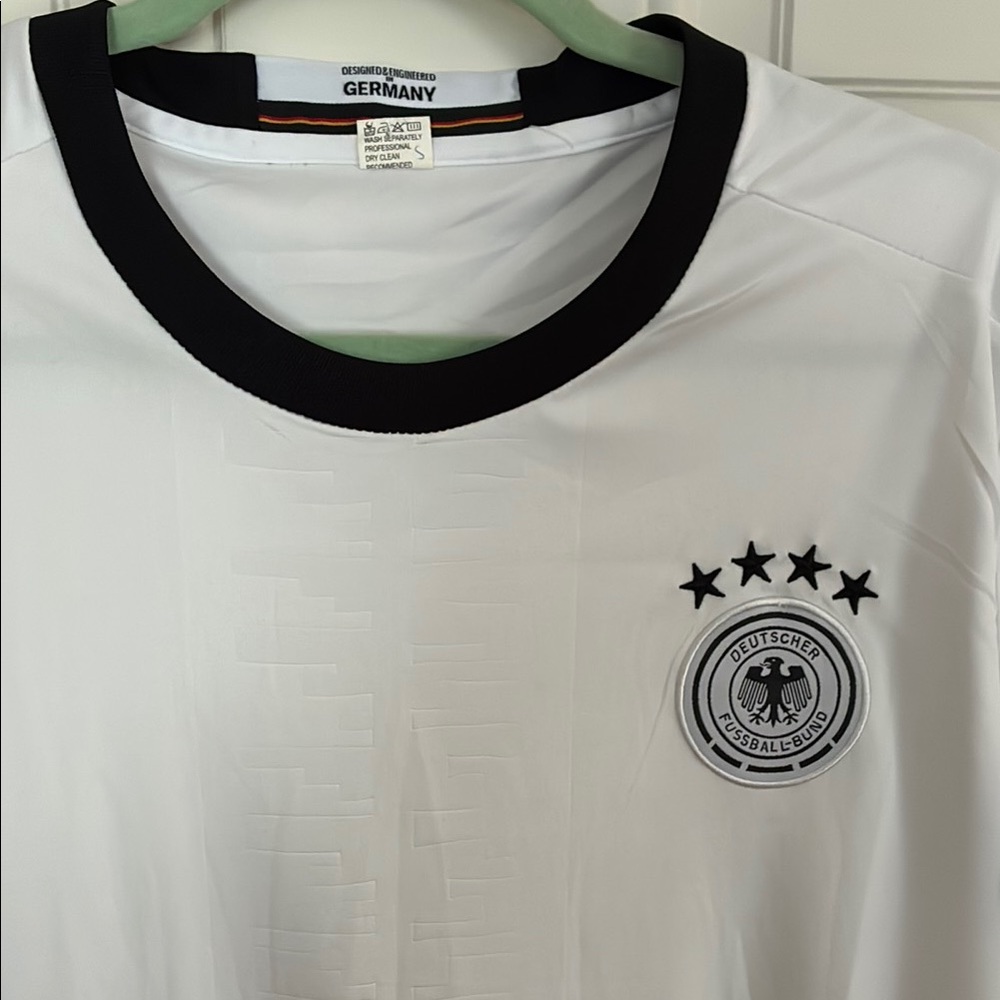 Deutscher Fussball-Bund 
Men's White Jersey